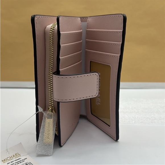 Michael Kors Pink and White Floral Wallet - Picture 9 of 16